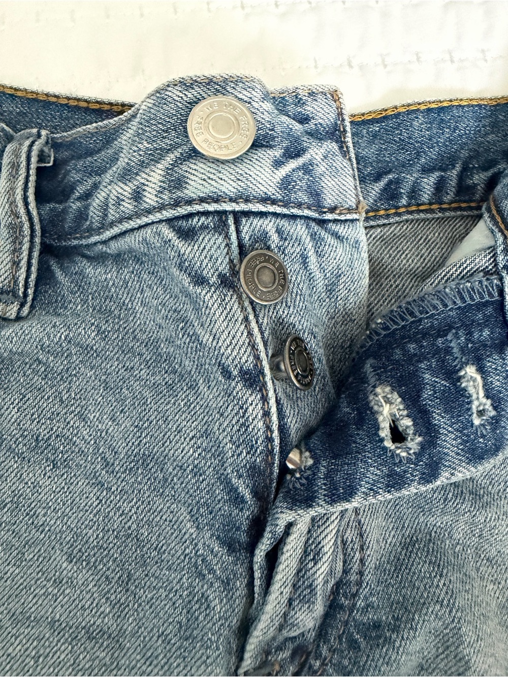We The Free Denim Shorts - Light Blue - Picture 4 of 4
